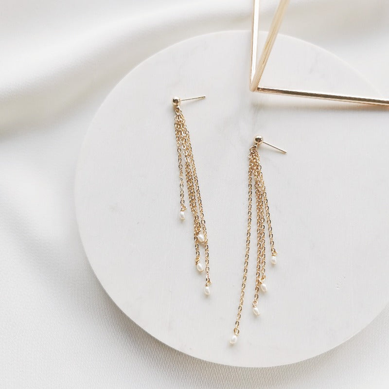 Mini | Eve Tassels Earrings with Tiny Pearls